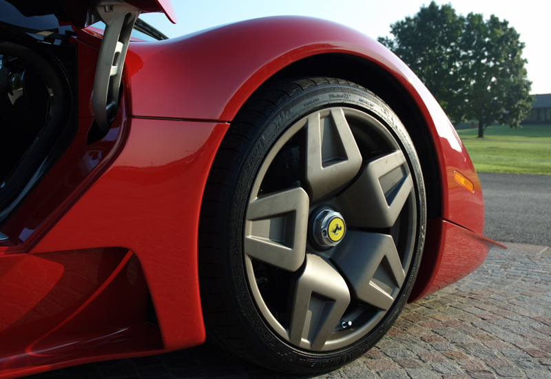 ferrari_p4_5_34346.jpg