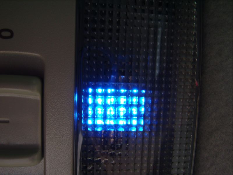 Luce cortesia a led.jpg