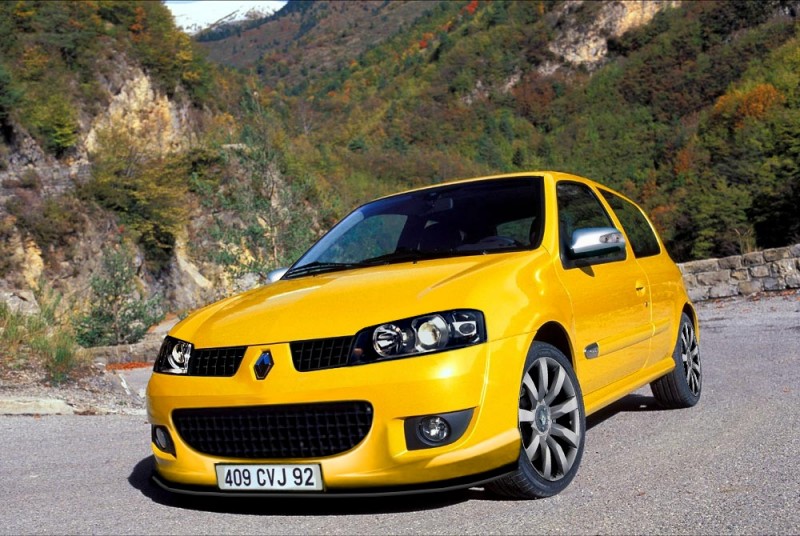 clio2.jpg