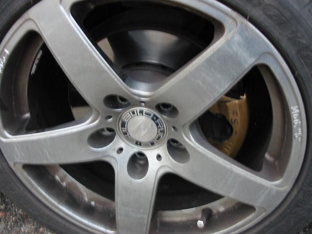 Cerchio stilauto 16 + Pinza freni.JPG