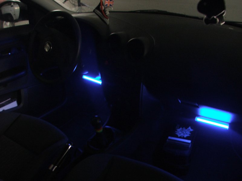 09-Neon1.jpg