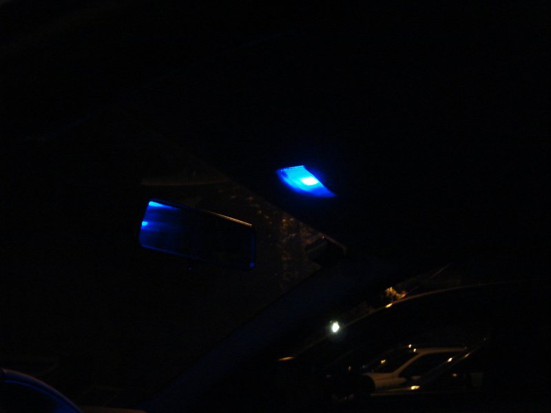 Luce blu plafoniera.JPG
