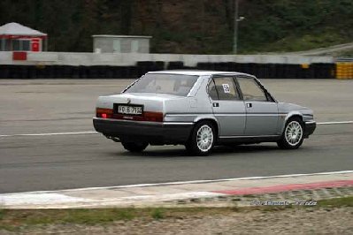 alfa90_1-vi.jpg