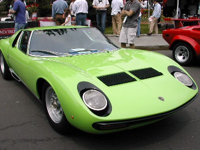 Lamborghini_Miura_P400SV.jpg