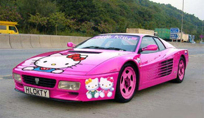hello_kitty_ferrari.jpg