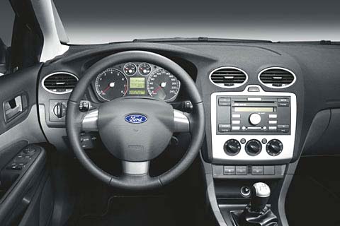 fordfocus2005-5762-080-f.jpg