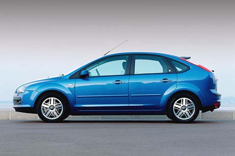 fordfocus2005-5762-040-f.jpg