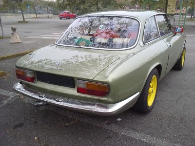 Alfa 2000..jpg
