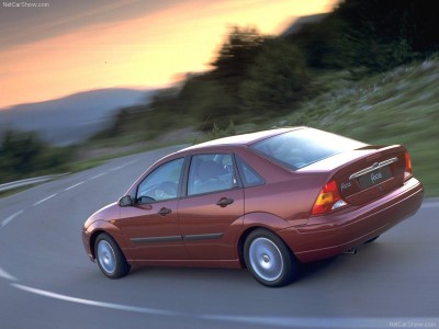 Ford-Focus_Sedan_1998_800x600_wallpaper_03 [800x600].jpg