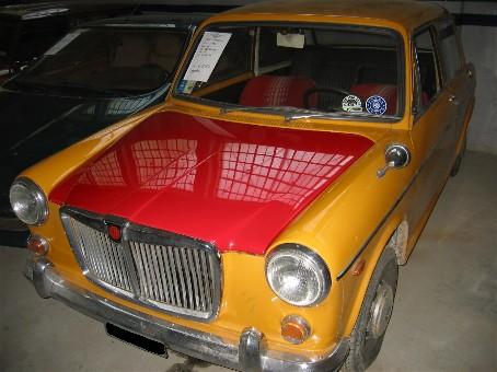 Mg Mk2 saloon.jpg