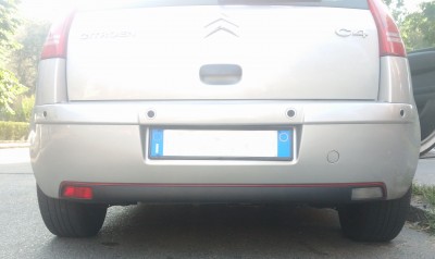 riga rossa posteriore luce.jpg
